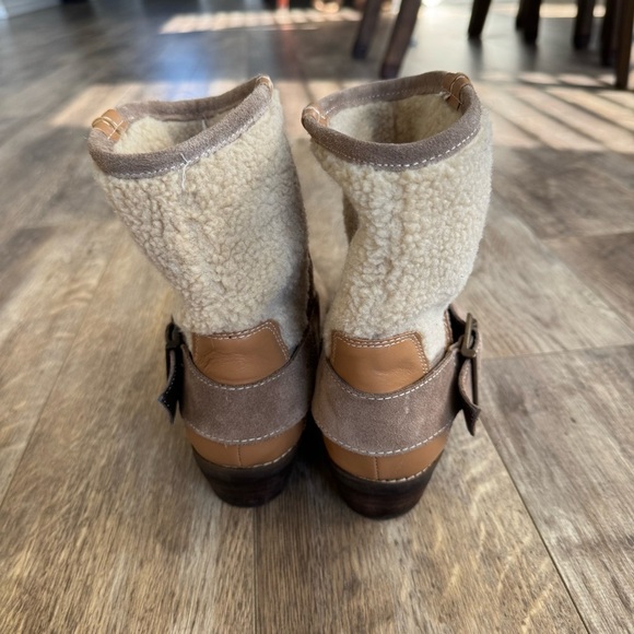 Kelsi Dagger Tempest Faux Sherling Boots - Cowboy Western Style - Picture 5 of 11